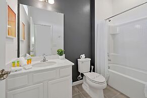 New! Luxury 12br Disney Home Pool/spa/cinema/games