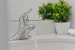 New! Luxury 12br Disney Home Pool/spa/cinema/games