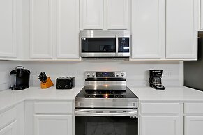 New! Luxury 12br Disney Home Pool/spa/cinema/games