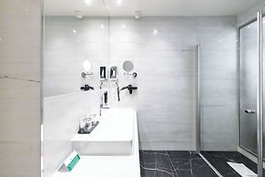 Best Western Premier Royal Blue