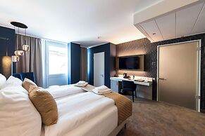 Best Western Premier Royal Blue