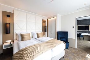 Best Western Premier Royal Blue