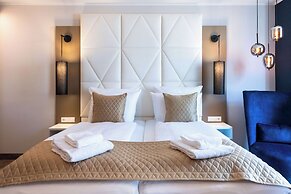 Best Western Premier Royal Blue