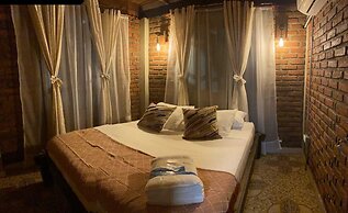 LA MARIA CASA BOUTIQUE