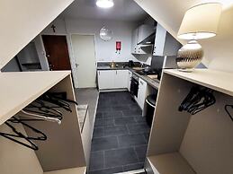 Stay Sleep Rest - De Grey