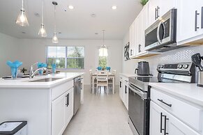 Cozy 3Bd W/ Free Waterpark @ Enclaves At Festival 713