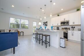 Cozy 3Bd W/ Free Waterpark @ Enclaves At Festival 713