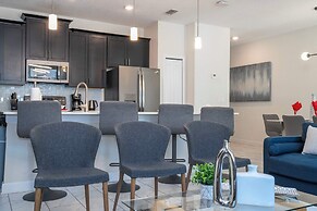 Gorgeous 4Bd W/ Pool & Waterpark @ Storey Lake 4836M