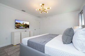 Spacious 4Bd W/ Pool & Close To Disney @ Storey Lake 2560