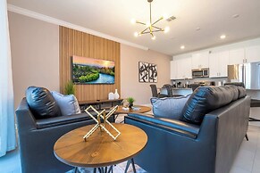 Spacious 4Bd W/ Pool & Close To Disney @ Storey Lake 2560