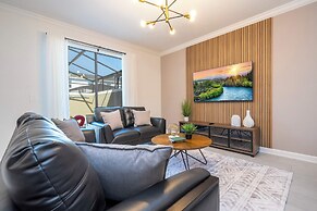 Spacious 4Bd W/ Pool & Close To Disney @ Storey Lake 2560