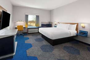 Microtel Inn & Suites by Wyndham Olive Branch