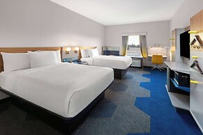Microtel Inn & Suites by Wyndham Olive Branch