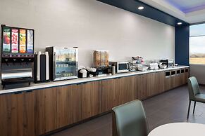 Microtel Inn & Suites by Wyndham Olive Branch