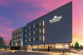 Microtel Inn & Suites by Wyndham Olive Branch