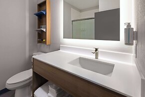 Microtel Inn & Suites by Wyndham Olive Branch