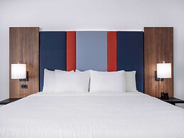 La Quinta by Wyndham Chelsea Birmingham