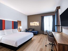 La Quinta by Wyndham Chelsea Birmingham