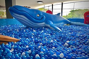 Apartasuites Cerritos Mall