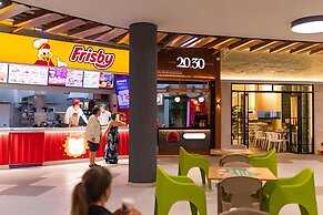 Apartasuites Cerritos Mall