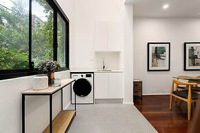 Bright Central Darlinghurst