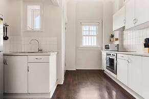 Lovely Apartment in Darlinghurst