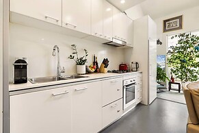 Poolside Apartment Opposite Redfern Park