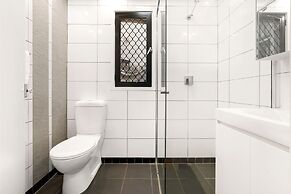 Comfy Darlinghurst Retreat