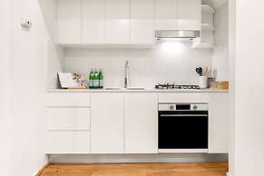 Comfy Darlinghurst Retreat