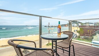 Goseong Littlesquare Oceanview Pension