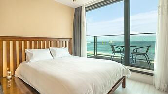 Goseong Littlesquare Oceanview Pension