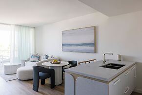 Kirra Point Holiday Apartments