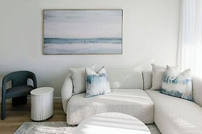 Kirra Point Holiday Apartments