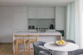 Kirra Point Holiday Apartments