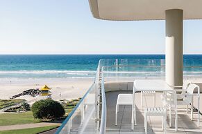 Kirra Point Holiday Apartments