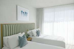 Kirra Point Holiday Apartments