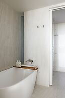 Kirra Point Holiday Apartments