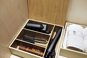 Browndot Airport New Town