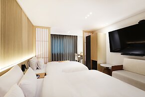 Browndot Airport New Town