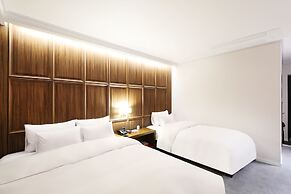 Browndot Airport New Town