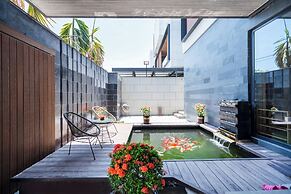 Deluxe Riverfront Pool Villas Danang