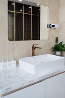 Deluxe Riverfront Pool Villas Danang