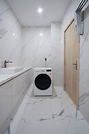 Deluxe Riverfront Pool Villas Danang