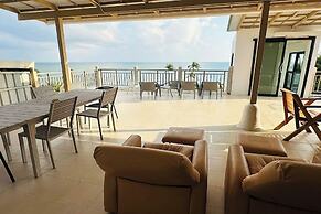 The Rock Samui Poshtel Lamai Beach