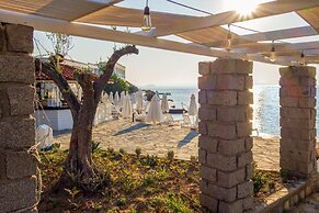 Pelagos Otel Bozcaada