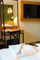 Seven Town House Boutique Hotel