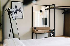 Seven Town House Boutique Hotel