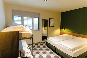 Seven Town House Boutique Hotel