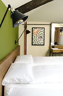 Seven Town House Boutique Hotel
