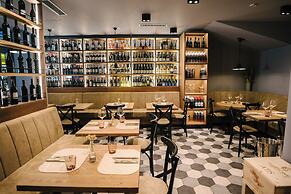 Seven Town House Boutique Hotel